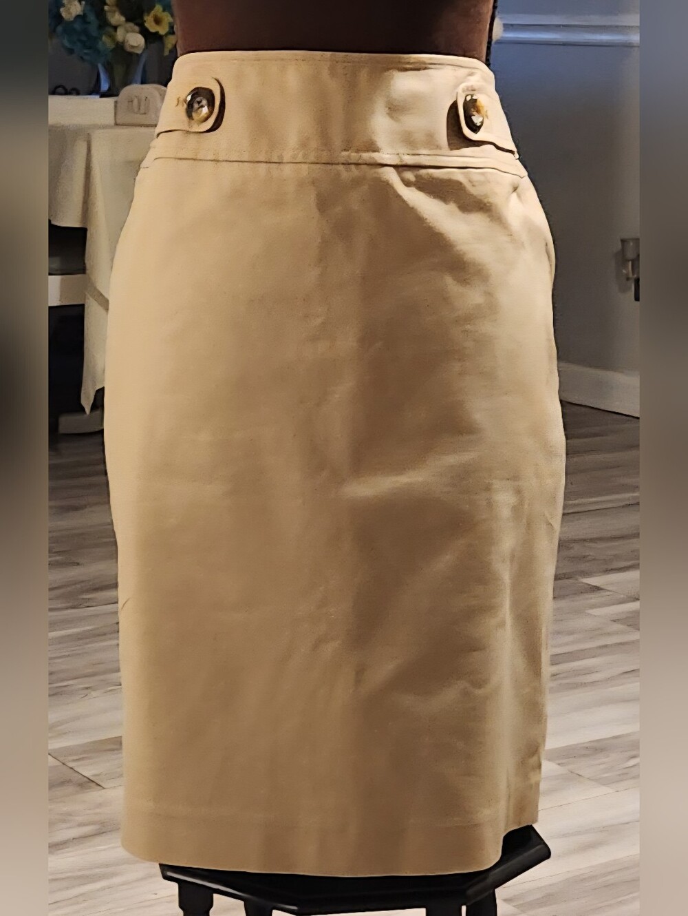 Ann Taylor LOFT Khaki Button-Detail A-line Skirt Sz. 10